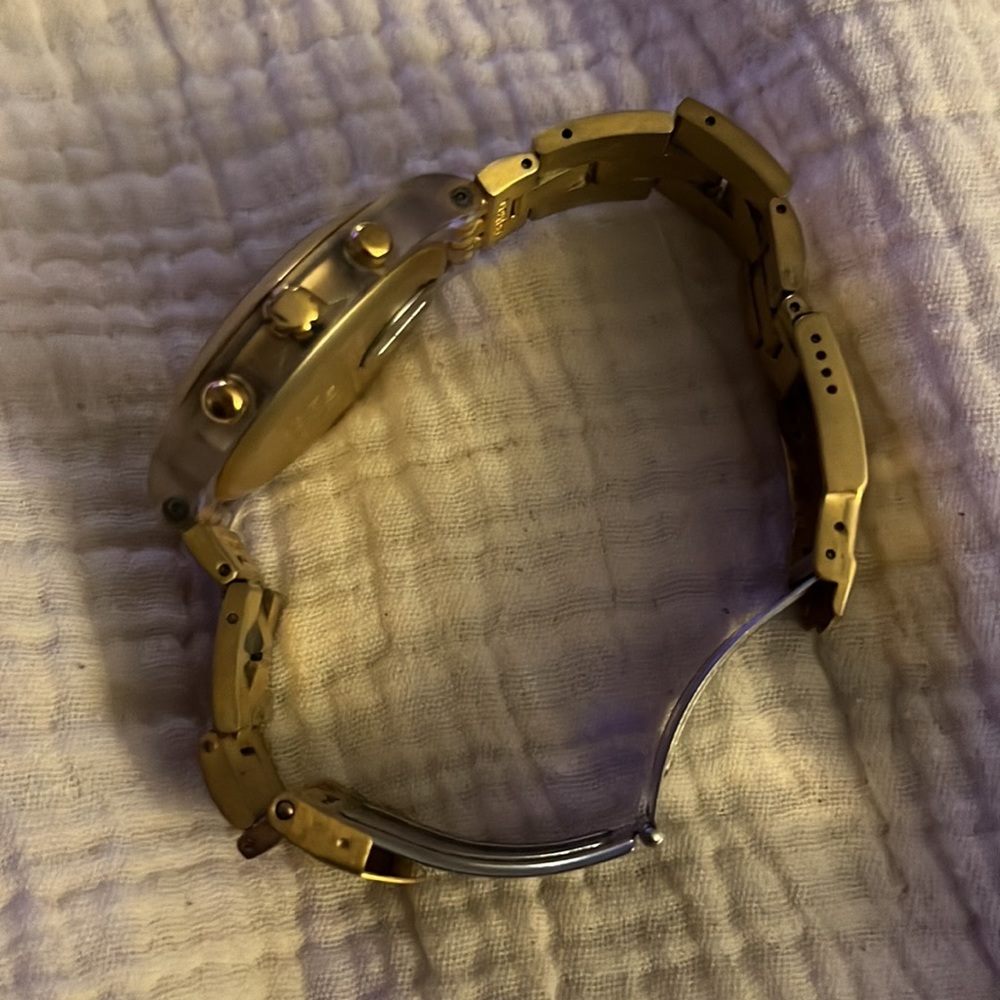 SWATCH - Picture 2 of 5